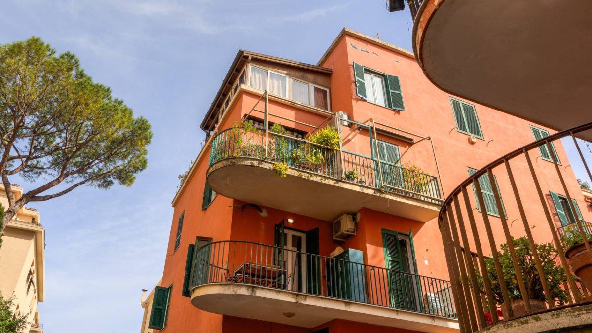 Via Nicolò V